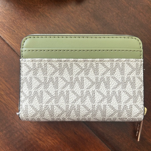 Michael Kors Sheila Small Faux Saffiano Leather Satchel & Wallet - Picture 4 of 5